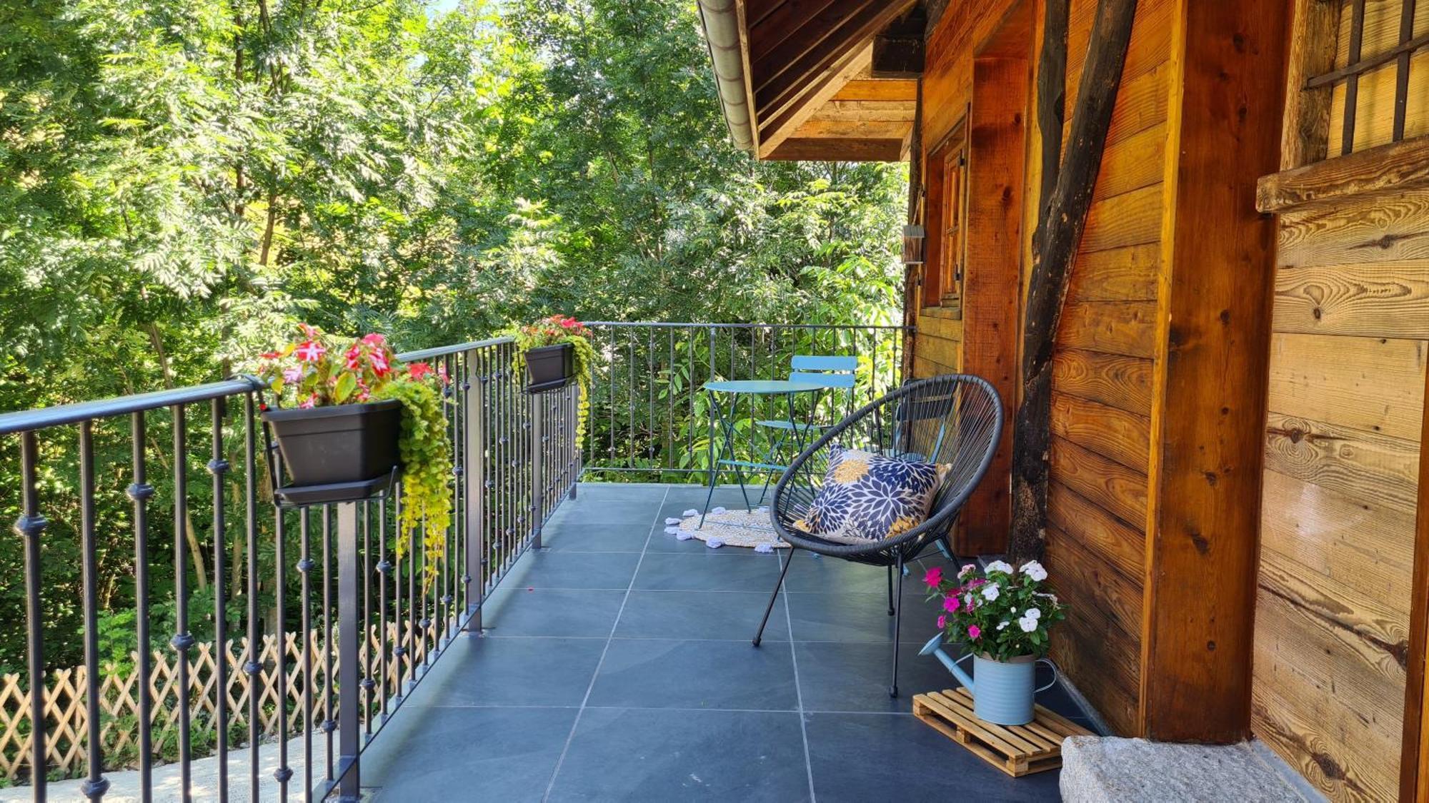 Bed and Breakfast Le Refuge Du Montagnard Marthod Exterior foto